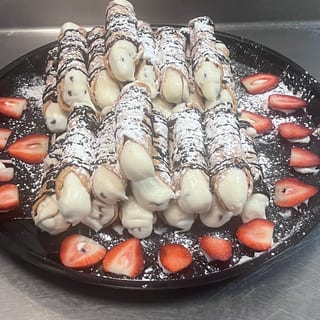 Cannoli Catering